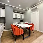 Gagarin Plaza Stylish * Odessza