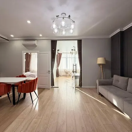 Gagarin Plaza Stylish Apartament *